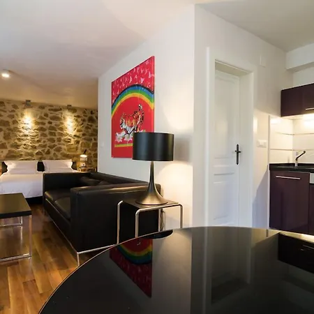 Divota Hotel