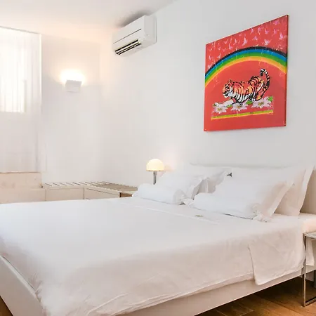 Divota Hotel 4*