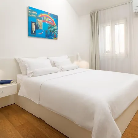 Divota Hotel
