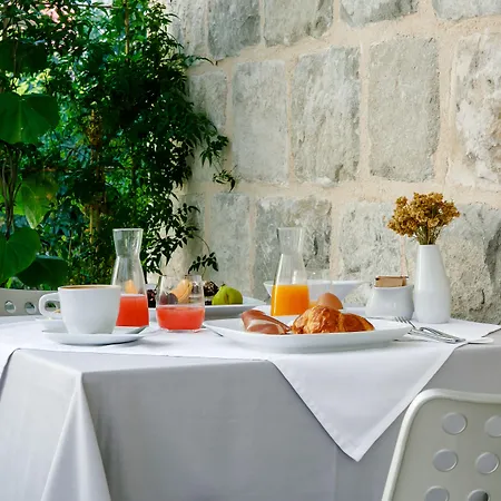Hotel Divota 4*