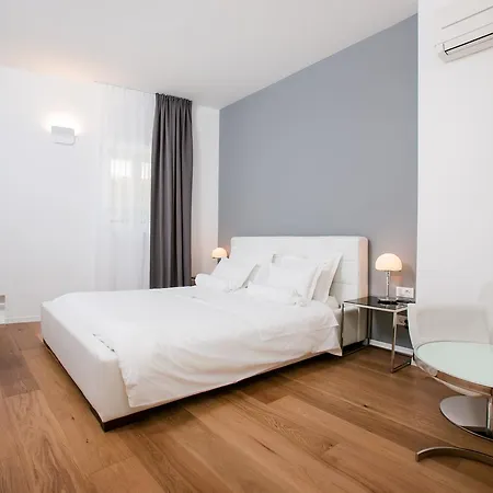 Divota 4*