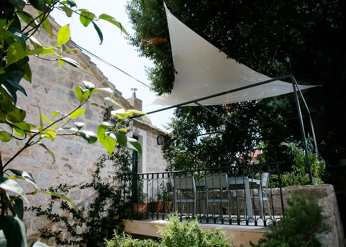 蒂沃特公寓酒店 4*