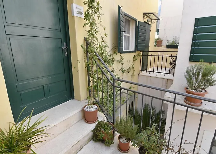 ホテル ディヴォータ　アパートメンツ