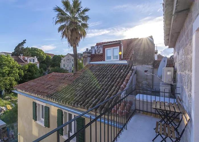 ホテル ディヴォータ　アパートメンツ スプリト